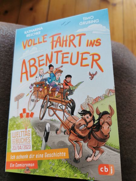 Volle Fahrt Ins Abenteuer Lösungen Pdf Die Klassen 4 besuchen zum Welttag des Buches die Buchhandlung Hirth-Aller